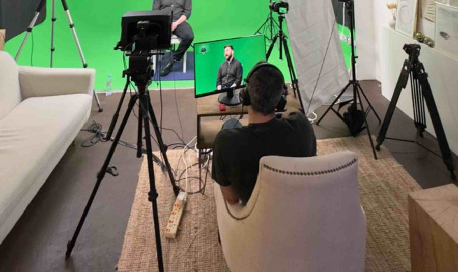 The Advantages of Hiring a Studio for Your Green Screen Shoot